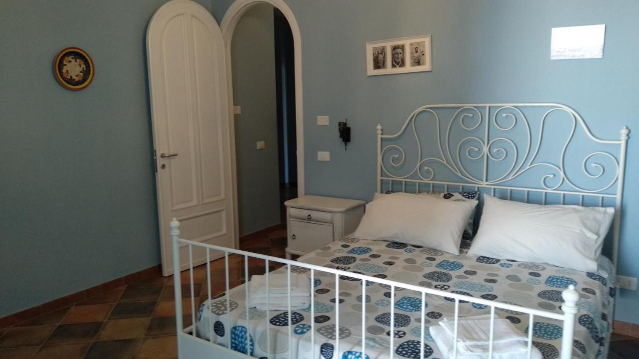Nereidi Bed and Breakfast Santa Flavia Exteriör bild