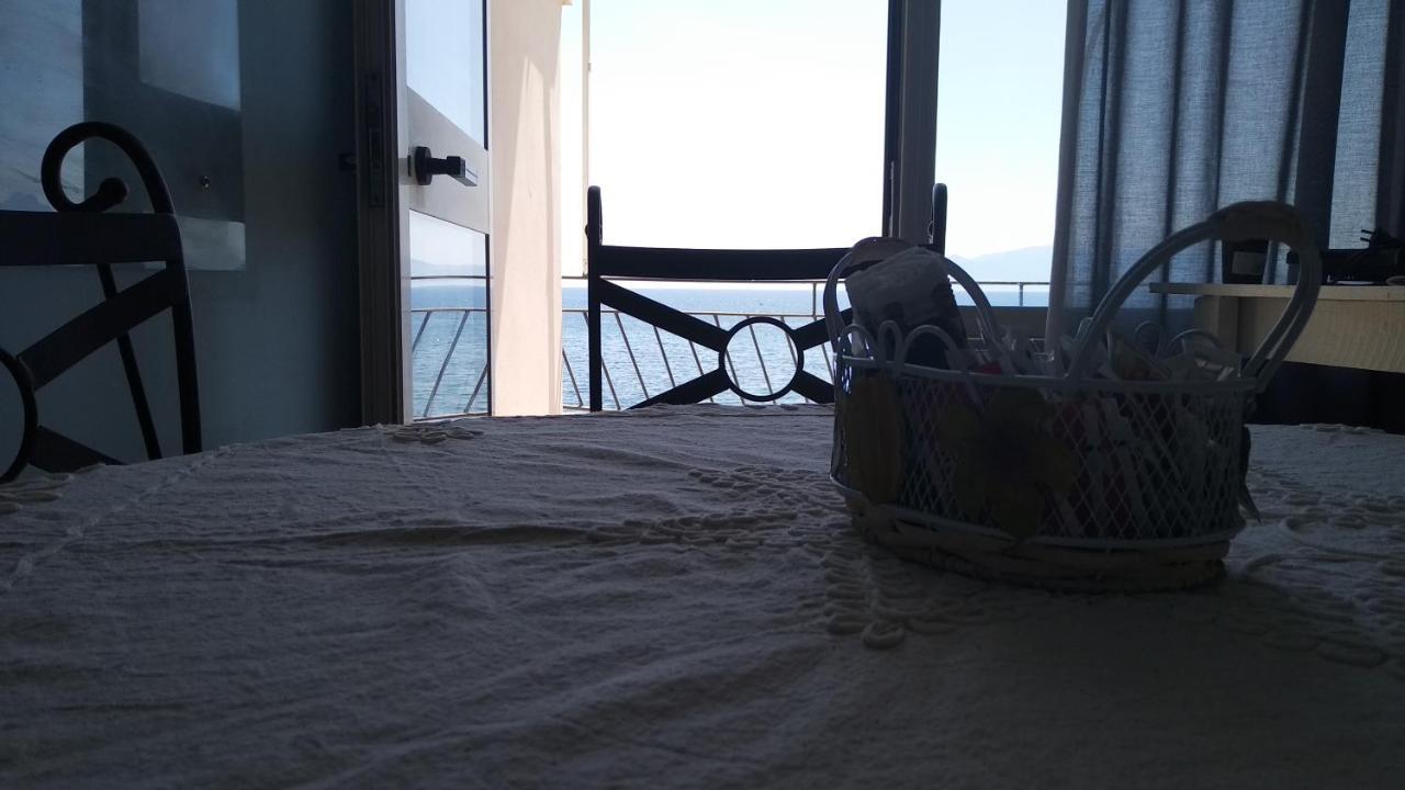 Nereidi Bed and Breakfast Santa Flavia Exteriör bild
