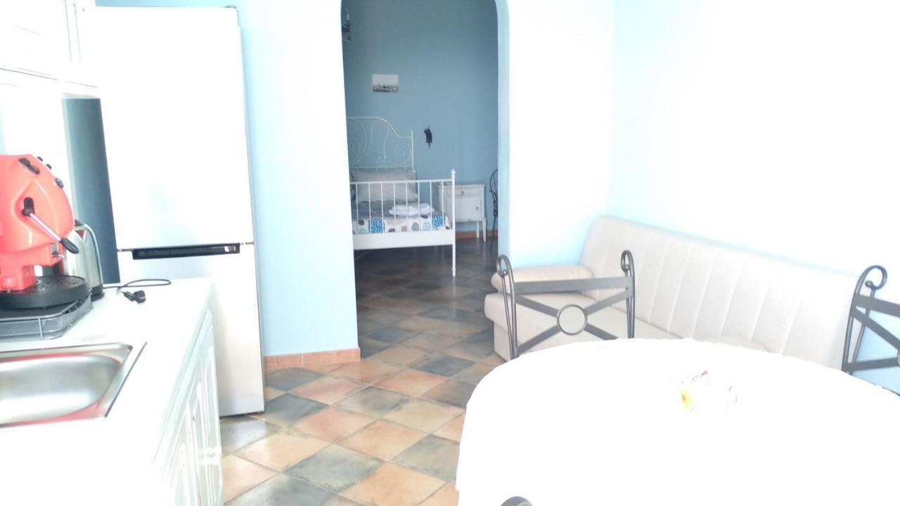 Nereidi Bed and Breakfast Santa Flavia Exteriör bild